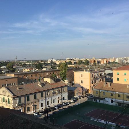 A 2 Passi Da Bed & Breakfast Foggia Exterior foto