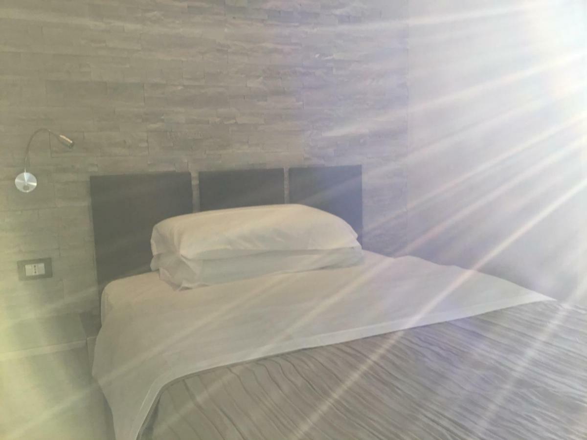 A 2 Passi Da Bed & Breakfast Foggia Exterior foto